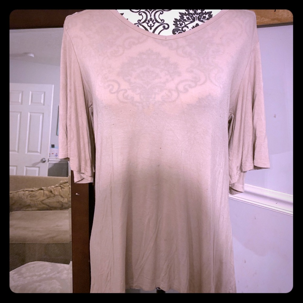 ❤️ Gorgeous Tan Lace Top (Beautiful Detail) ❤️